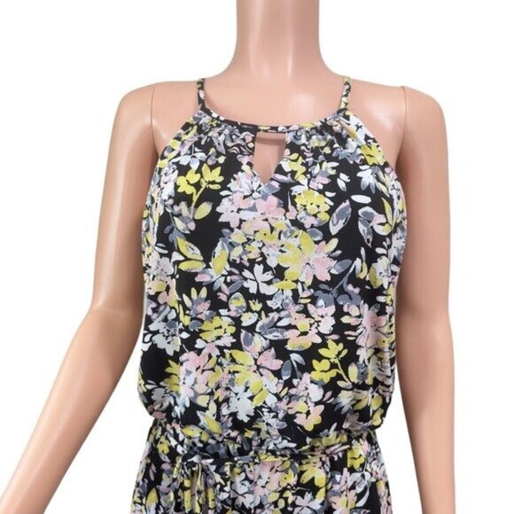 London Times Women SZ 10 Pull On Romper Jumpsuit Floral Pattern Wide Knee Legs - Picture 3 of 13